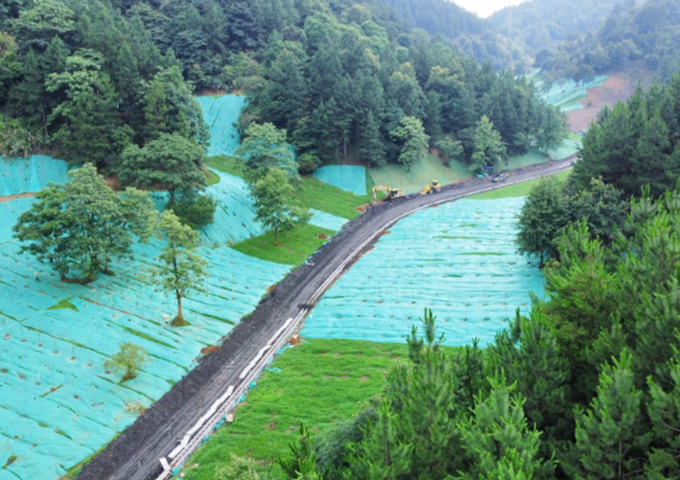 南嶺國家公園環(huán)丹霞山片區(qū)生態(tài)環(huán)境系統(tǒng)保護(hù)修復(fù)工程（湞江區(qū)煤矸石礦區(qū)遺址生態(tài)環(huán)境修復(fù)治理）設(shè)計、施工總承包2